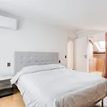 Cosy Duplex In The Heart Of Beaupassage