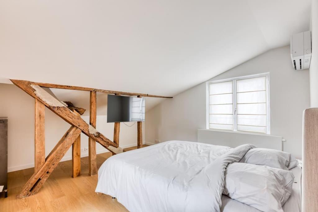 Cosy Duplex In The Heart Of Beaupassage Appartement Parijs